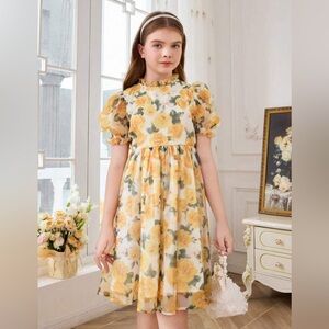 Tween girl loose casual mushroom collar puffy sleeve floral mid- length dress